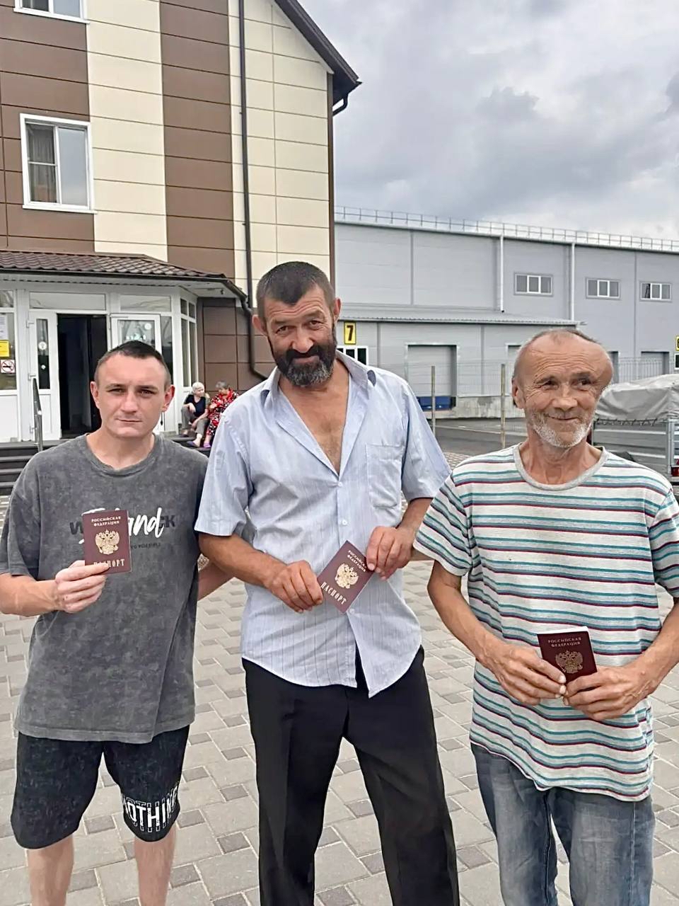 Помощь там, где она нужнее всего: МОО „Мельница“ поддерживает людей без документов